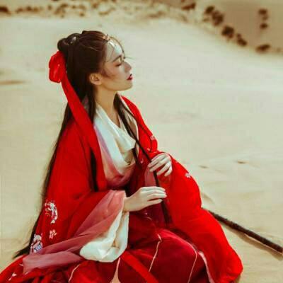 qq头像女生古风红衣,高清好看的红衣女头像伤感古风图片