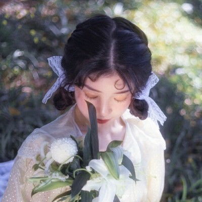 女生头像小众个性干净女头