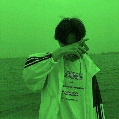 绿色qq头像男绿色背景头像男生图片