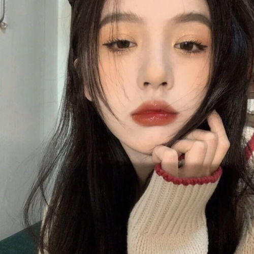 ins招桃花女生头像