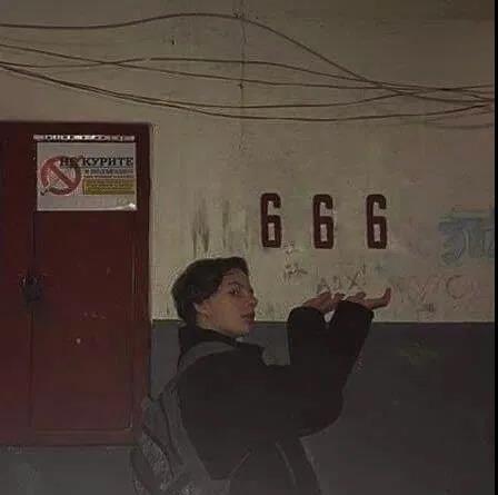 精神小伙儿搞笑快手头像男奇葩爆笑可爱点