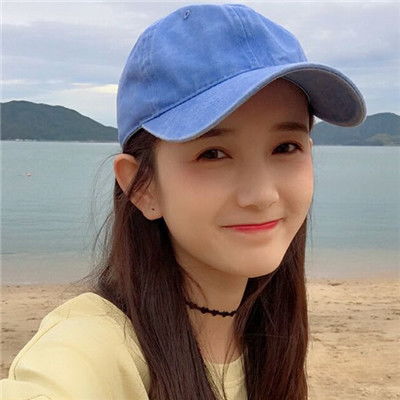 搞笑gif等等我好像被谁扇了一嘴巴子