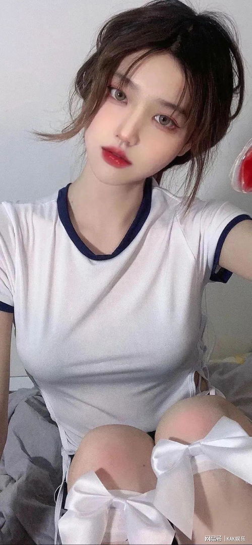 丈夫常常夜不归宿,妻子追到夜店,哭着问我哪里满足不了你