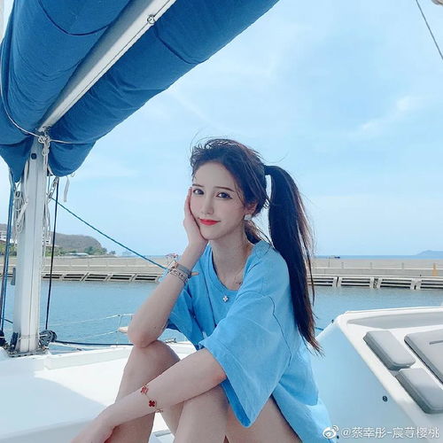新晋抖音一姐湿身照让千万男粉沦陷,茶言茶语却被嘴臭少女喷到自闭