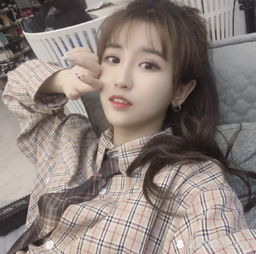 为什么都喜欢杨清柠类型的女孩看她对毛宸宸的做法,有点酸