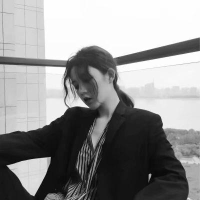 qq头像女生可爱萌霸气黑白