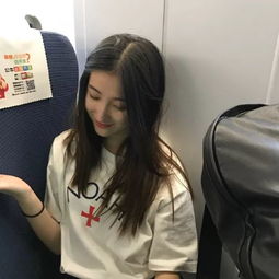 超火ins风情侣头像女头