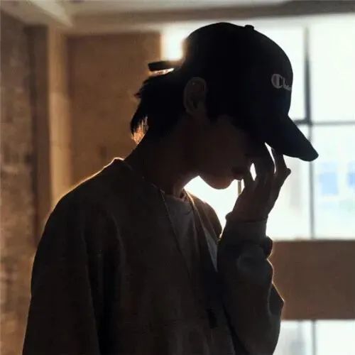 很养眼的真人男生头像