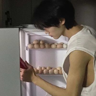 头像高级男生头像