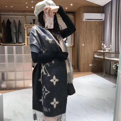 佟丽娅同款ins冬季新款明星高端围巾女加厚披肩渐变色仙女潮百搭