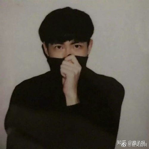 花了两小时找的情侣头像