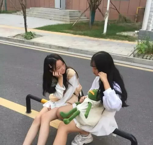 超nice闺蜜头像,单身也是超酷的girl,来点ins风