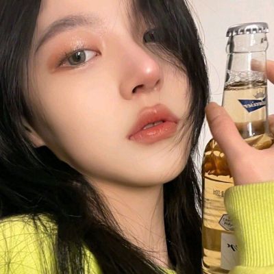 ins闺蜜恩典女头闲来与你立黄昏灶前笑问粥可温