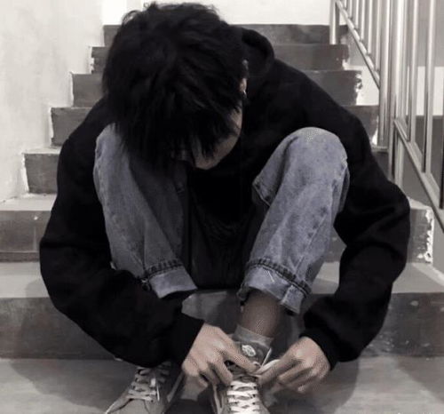 女生心甘情愿倒追的3类男生,品行差没关系,主要是好这口