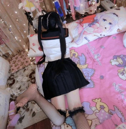 00后美少女发私房照,因网友热议有男朋友了还卖什么萌