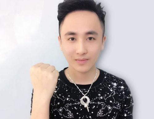 散打哥致歉粉丝,解释天道出席活动一事,连麦呵斥旗下主播