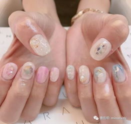 美甲20款秋冬最in的美甲款式温柔清新又少女做个精致到指尖的仙女吧