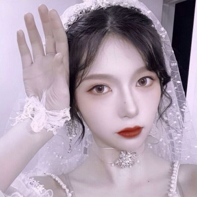 余清欢ins森系甜美多人闺蜜团头.要努力成为你的全世界.