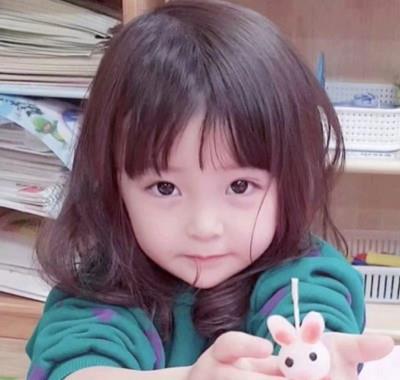 有种女神范儿是白冰的女儿,自带恬静气质,期待她长大啥样