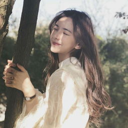 女生唯美有意境的头像,躲在你的怀里