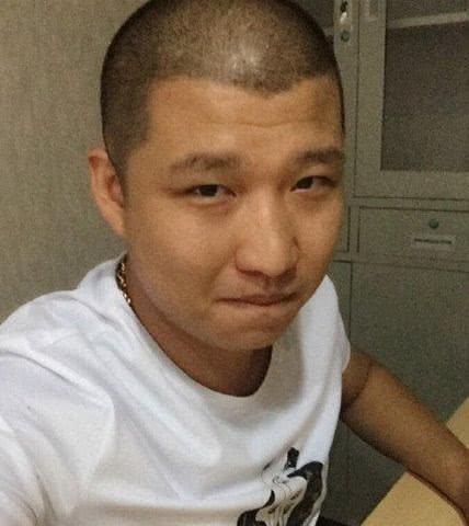 快手大变天二驴连收2徒弟,王小佳告白2男网红,方丈彻底凉凉