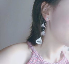 二十岁的女孩子佩戴什么样的首饰好看又有高级感呢为你揭秘
