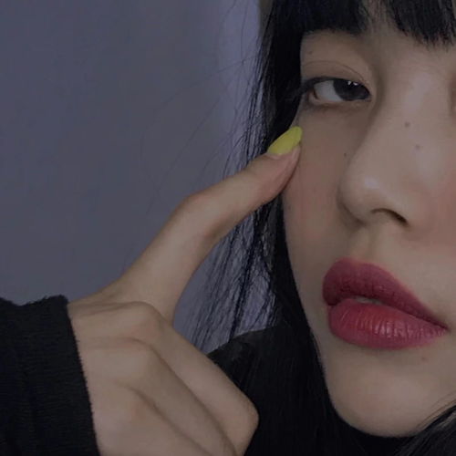 0605美女头像热情又虚伪新鲜又浪漫
