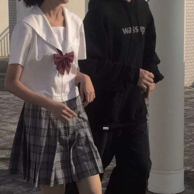 ins超火的情侣头像