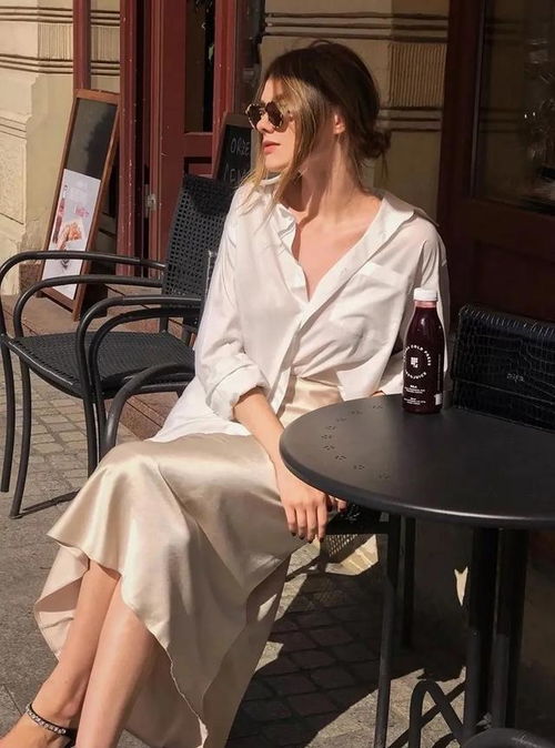 衬衣半裙5月最经典的女神装,太显气质了