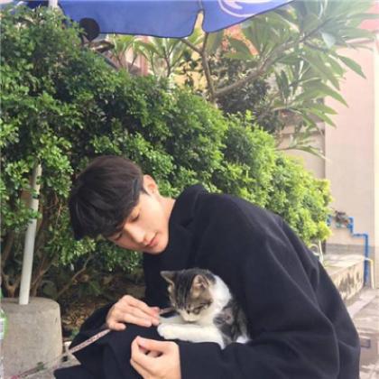 qq头像男生网红