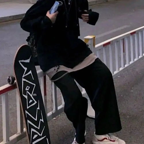 高冷男头我只记得那年盛夏他惊艳了我