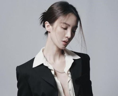 金晨至今没人敢追,原因被曝光,网友难怪那么多男生会喜欢