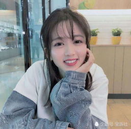 抖音胖娘微笑远超章若楠,看到其素颜后,网友确定是青铜