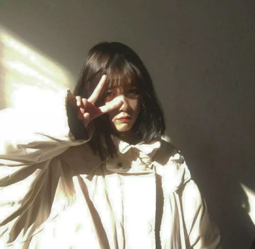 ins酷girl头像生活步步是坎坷,笑到最后是大哥