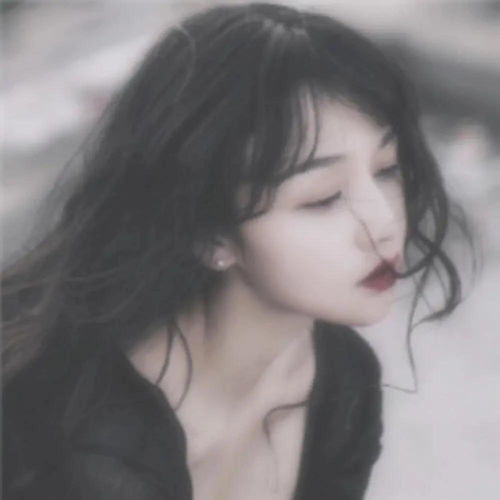 女生头像ins高级质感挡脸真人头像