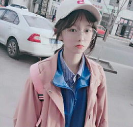 为什么我们班女生说她自己的气质没我好没我漂亮啊之类的,怎么感觉心里怪怪的