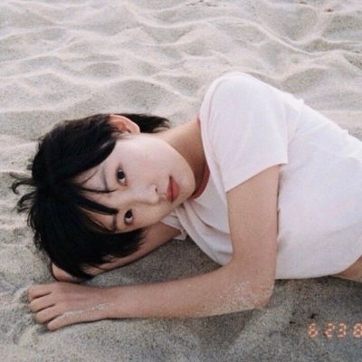 ins质感女头,女生头像的ins高级质感