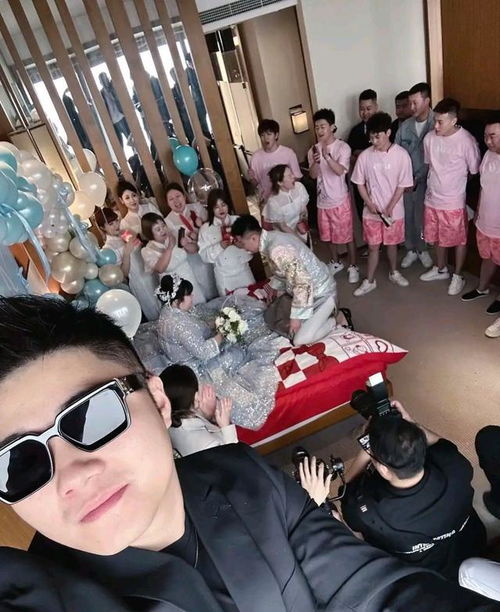 恭喜204斤网红大萌结婚太隆重,老公身高一米九直升飞机接亲