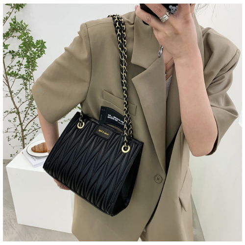 包包女2021新款潮高级感小众质感褶皱网红百搭腋下洋气时尚单肩斜挎包
