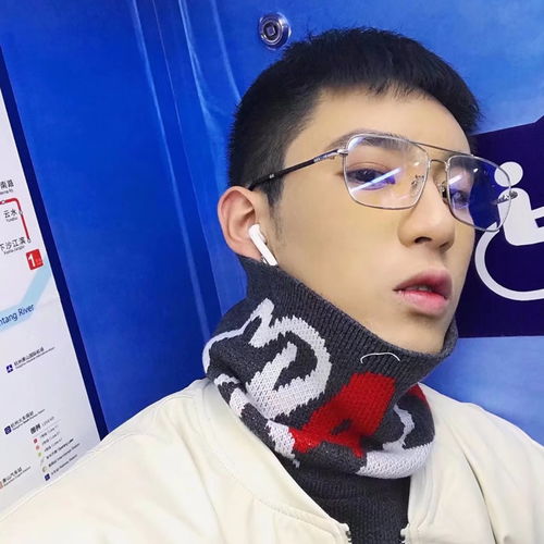 地铁潮男文艺范