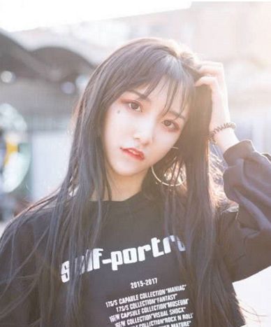 女装大佬大比拼,快手有艾比,抖音有阿纯,娱乐圈有他网易订阅