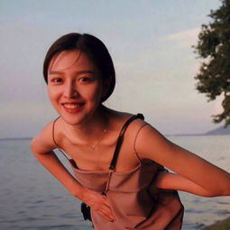 女生头像丨不管你了不了解这个世界,这个世界都不会让着你
