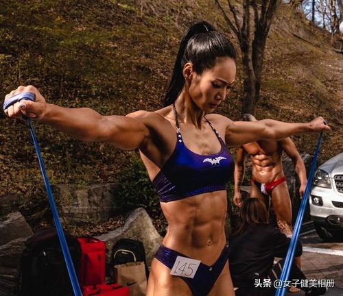 曾经风靡抖音和b站的肌肉女神中文李恩京,字母拼leeeungyeong