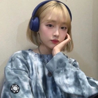 超拽女生头像一直在,这三个字温柔极了
