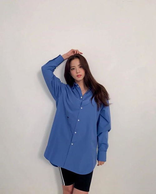 韩团粉墨回归在即,全员穿搭美出新高度,四大风格总有适合你的