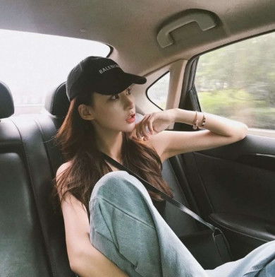女生玩玩才会发的几句话,高情商一眼看穿,直男还以为是爱情