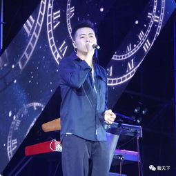 抖音热门歌曲原唱来了往后余生沙漠骆驼嗨翻鲅鱼圈月亮湖附今晚节目预告