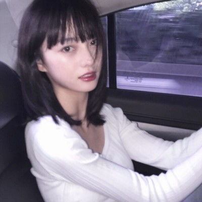 qq空间点赞超高的伤感说说,句句走心,前任看了都扛不住