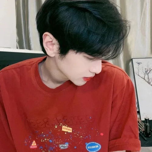 男生头像你是我藏在伟大友谊下的无望爱人