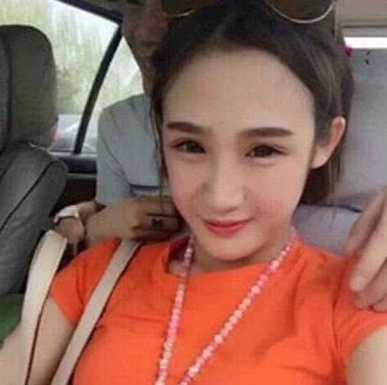 快手网友公认中的3大女神一个靠颜值,一个靠才艺,一个靠老公